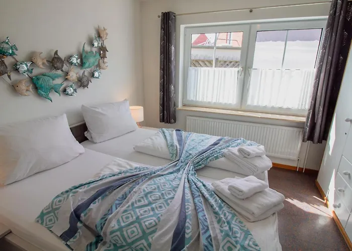 Leybuchthus Stina * Krummhörn